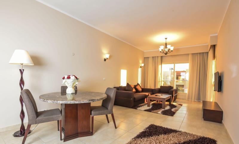 Rivoli Suites Hurghada Exterior photo